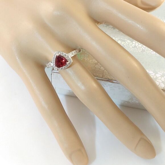 Garnet Ring with White Sapphires SIZE 8 - Picture 6 of 8